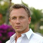Индия запретила Джеймсу Бонду позорить свои поезда