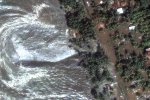 Землятресение в Тихом океане стало причиной образования на поверхности океана зеленого пятна