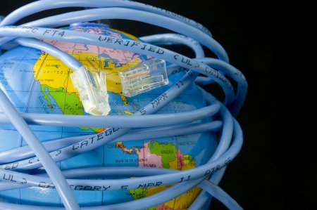 В Украине могут отключить интернет!!!